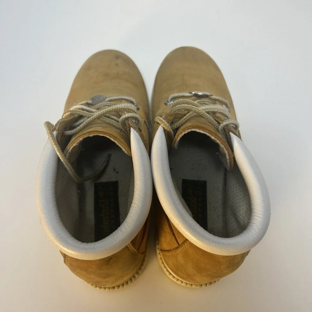 Timberland Women's Nellie Waterproof Chukka Boots Size 7.5M Wheat Nubuck Leather